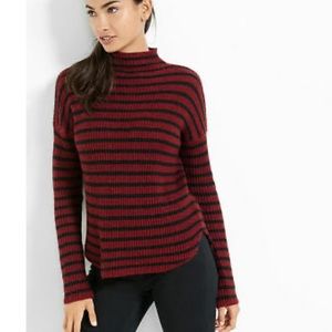 Burgundy stripe sweater 💸